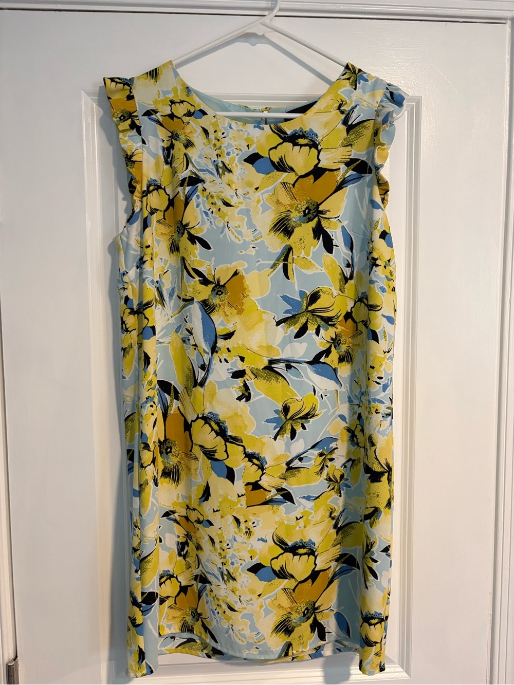 Floral Sleeveless Shift Dress in Yellow and Light Blue